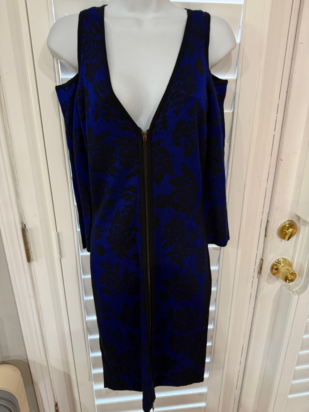 Cache Blue and Black Floral Zip-Front Cold-Shoulder Midi Dress